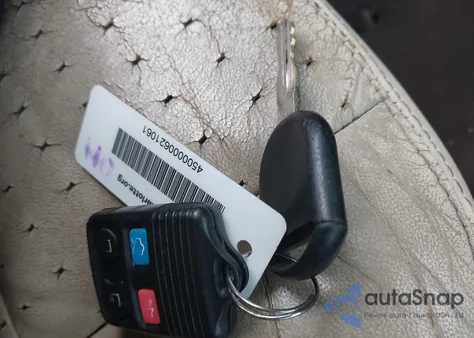 2009 Mercury Sable Premier z USA, uszkodzony, nr VIN 1MEHM42W89G622302